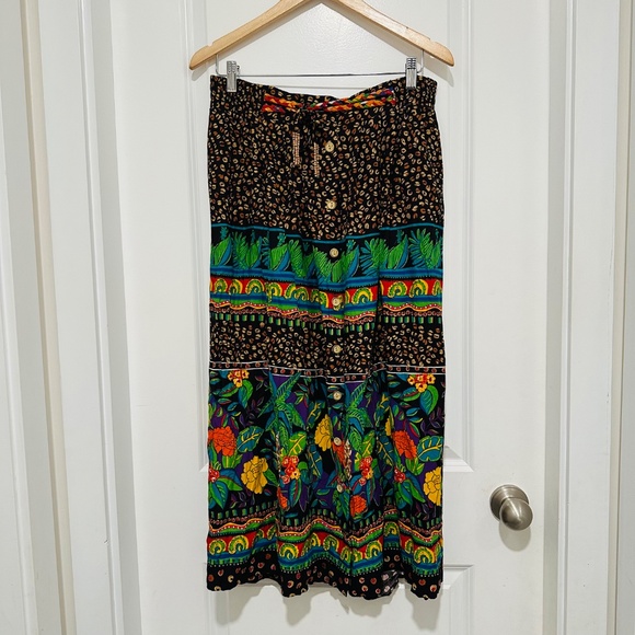 Vintage 2-Piece Set | LA Sport by Lori Ann Skirt and Jacket Set Vibrant Pattern - Picture 9 of 14